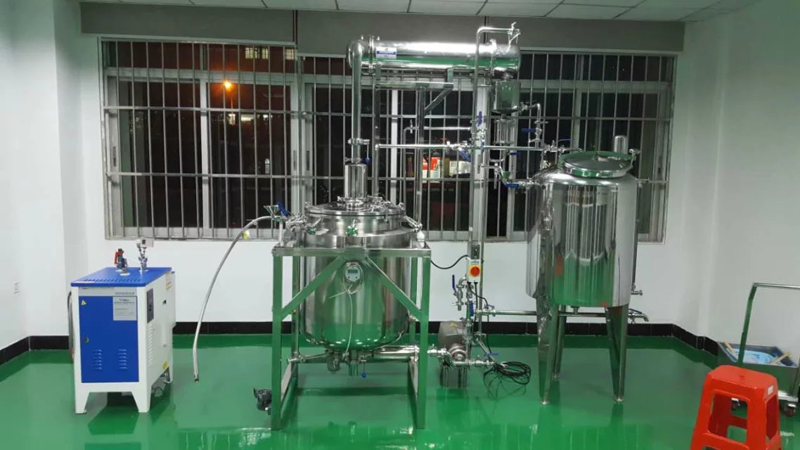 柠檬香脂火博·体育(中国)官方入口 柠檬醛挥发油萃取设备